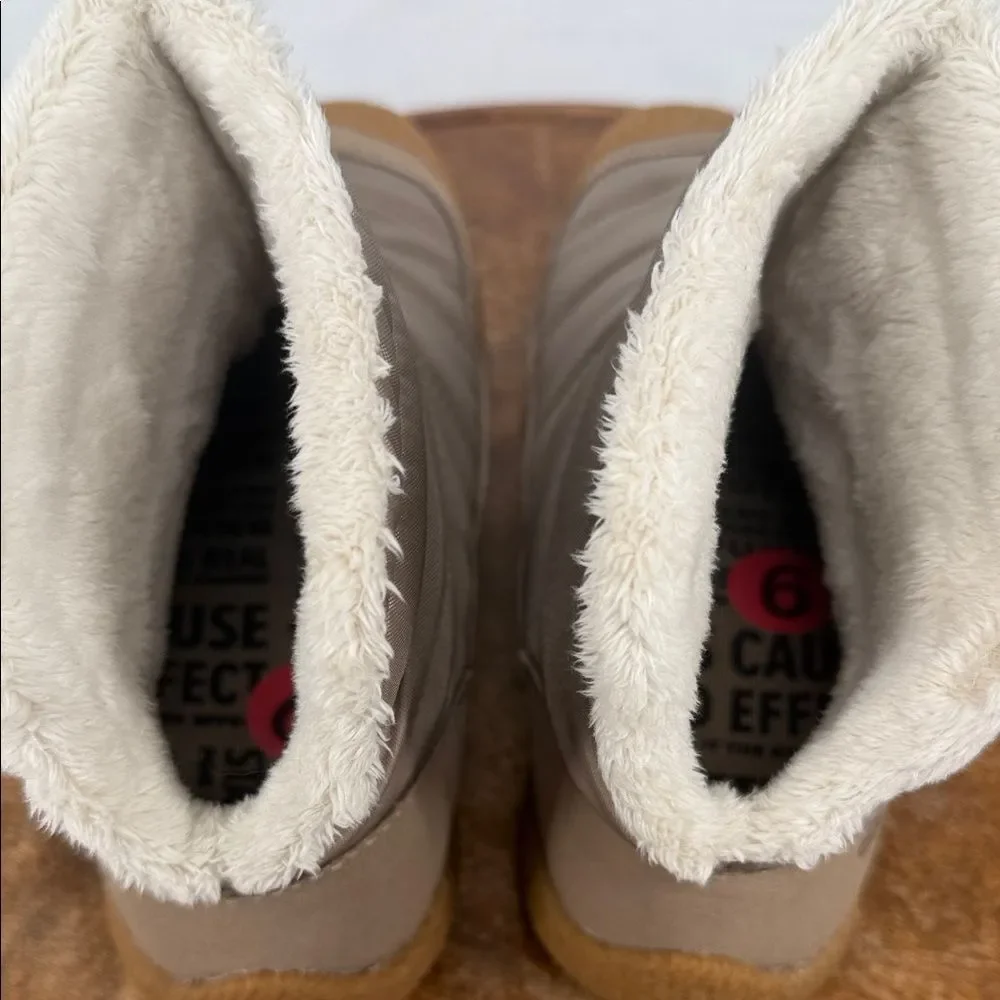 KEEN Boots Wm 6 Howser Fold Down Taupe Winter Ankle Cream Faux-Fur